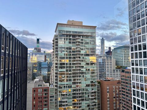 Tiny photo for 880 N Lake Shore Drive #25H, Chicago, IL 60611 (MLS # 12678657)