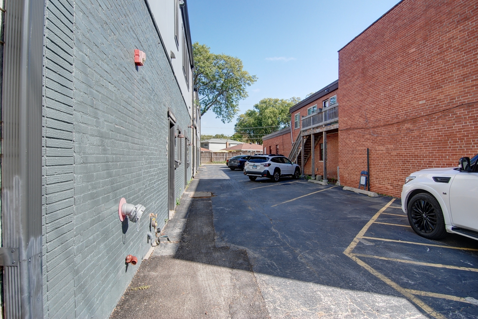 662 E Northwest Highway 1B-1C