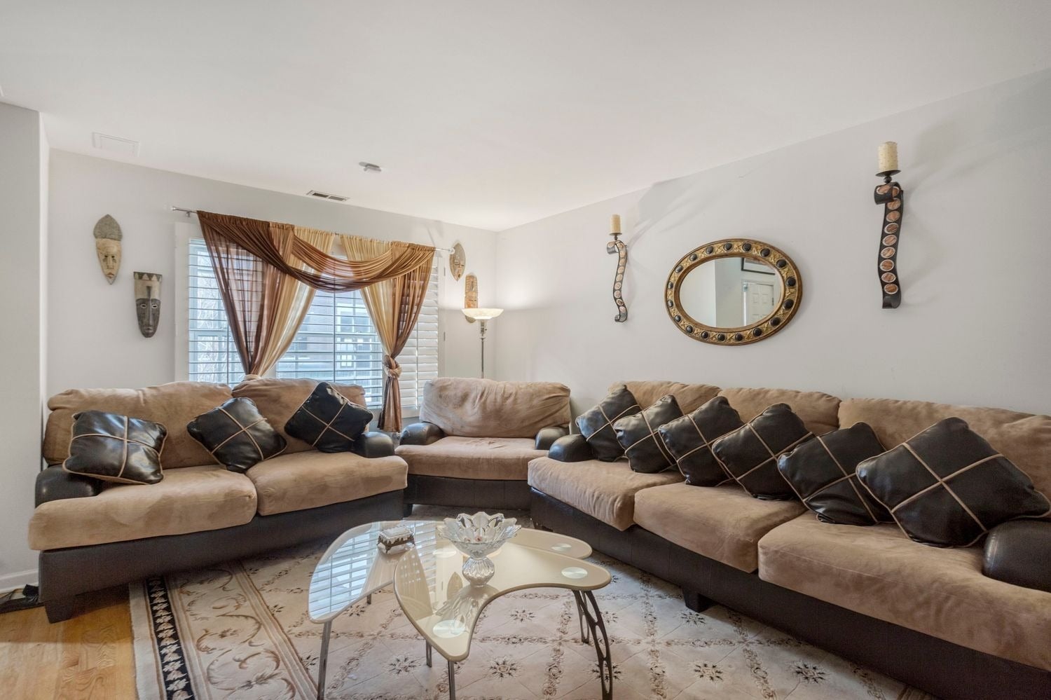 821 N Harlem Avenue