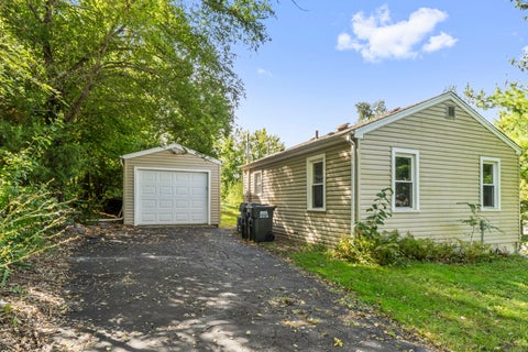 Tiny photo for 1118 Sycamore Street, Lake In The Hills, IL 60156 (MLS # 12776236)