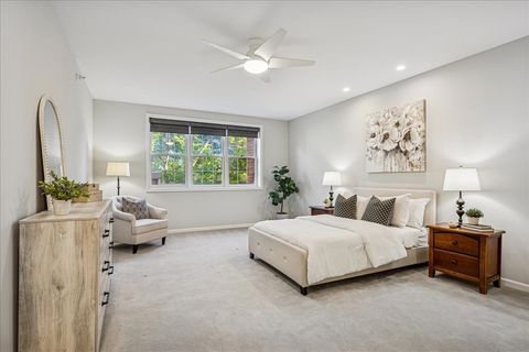 Tiny photo for 940 Augusta Way #304, Highland Park, IL 60035 (MLS # 12505712)