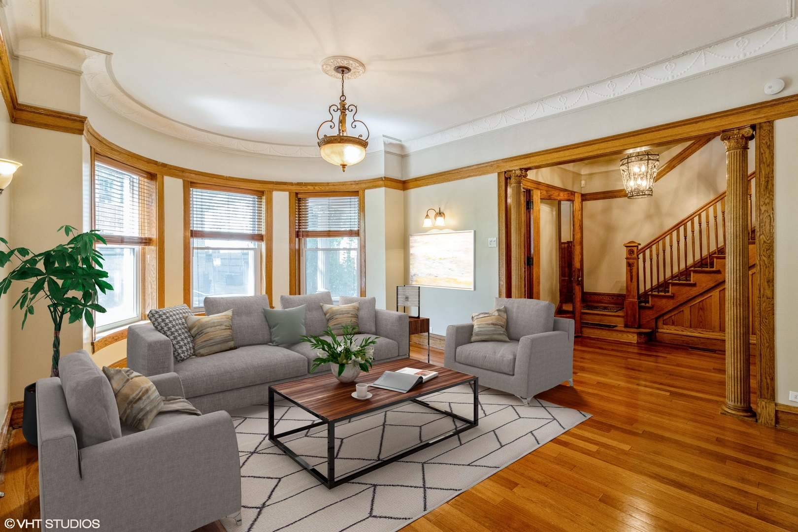 836 E 52nd Street