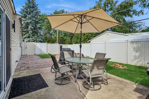 Tiny photo for 168 Bedford Road, Bolingbrook, IL 60440 (MLS # 12477461)