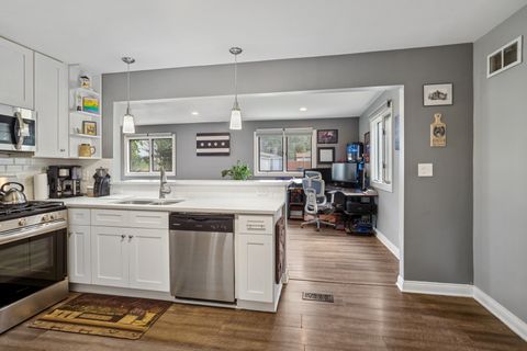 Tiny photo for 168 Bedford Road, Bolingbrook, IL 60440 (MLS # 12477461)