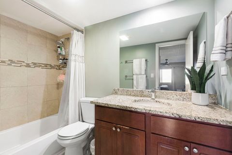 Tiny photo for 450 Plum Creek Drive #410, Wheeling, IL 60090 (MLS # 12510250)