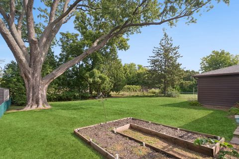 Tiny photo for 70 Center Avenue, Wheeling, IL 60090 (MLS # 12461879)
