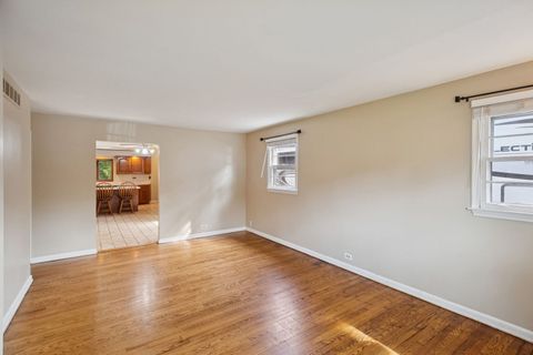 Tiny photo for 70 Center Avenue, Wheeling, IL 60090 (MLS # 12461879)