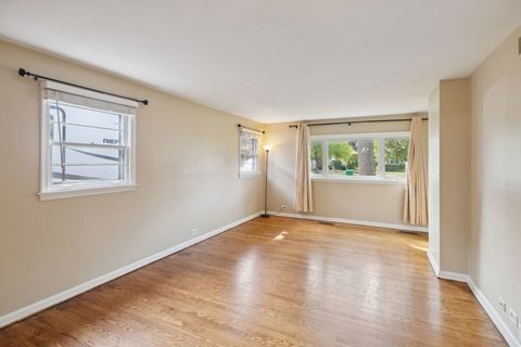Tiny photo for 70 Center Avenue, Wheeling, IL 60090 (MLS # 12461879)