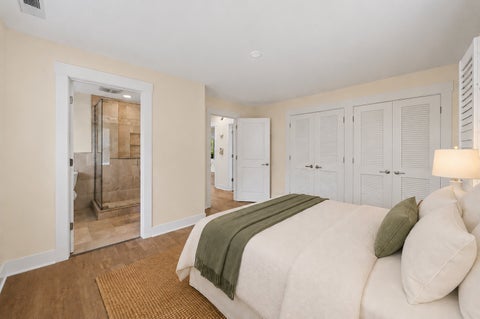 Tiny photo for 320 Thackeray Lane, Northfield, IL 60093 (MLS # 12705621)