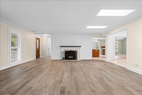 Tiny photo for 320 Thackeray Lane, Northfield, IL 60093 (MLS # 12705621)