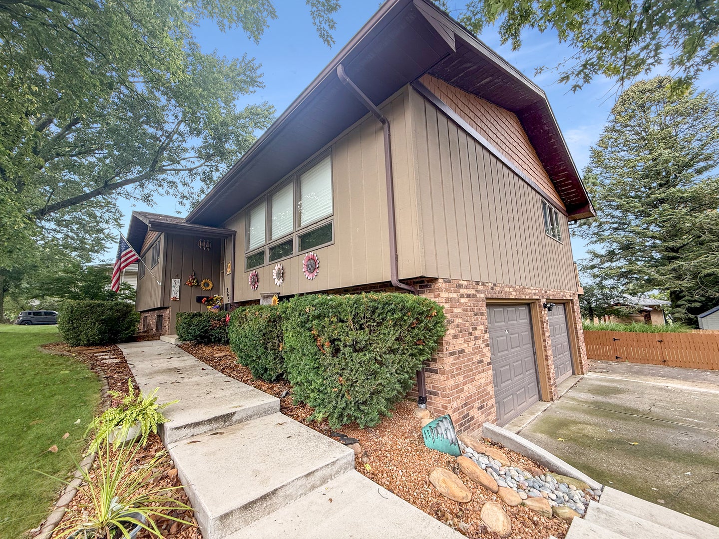 365 Highland Drive