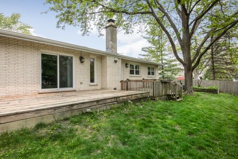 Tiny photo for 133 W King George Court, Palatine, IL 60067 (MLS # 12575597)