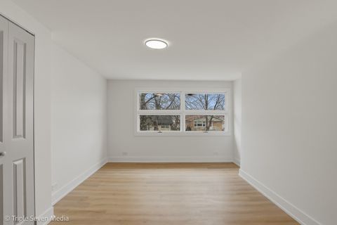 Tiny photo for 5831 W 81st Place, Burbank, IL 60459 (MLS # 12590274)