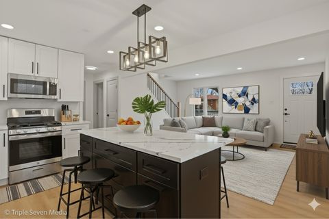 Tiny photo for 5831 W 81st Place, Burbank, IL 60459 (MLS # 12590274)