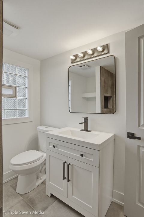 Tiny photo for 5831 W 81st Place, Burbank, IL 60459 (MLS # 12590274)