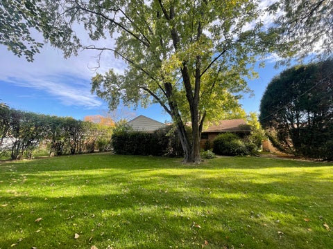 Tiny photo for 1028 Midway Road, Northbrook, IL 60062 (MLS # 12747703)