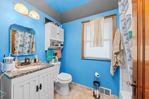 Tiny photo for 3833 Oak Park Avenue, Berwyn, IL 60402 (MLS # 12595411)