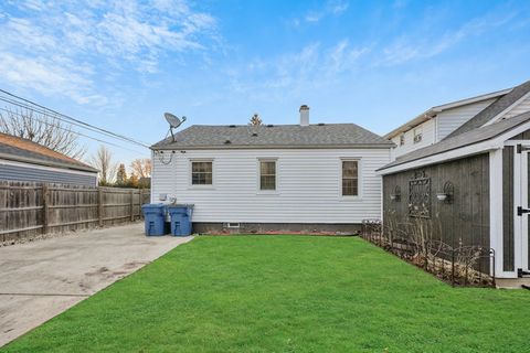 A home in Crest Hill