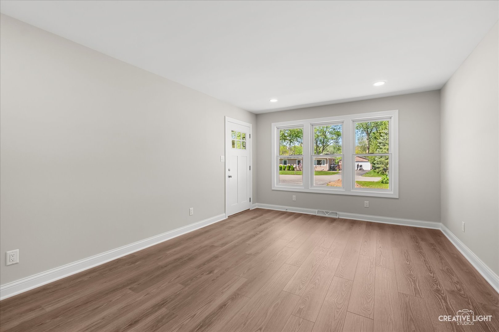 47W911 6TH Street 0