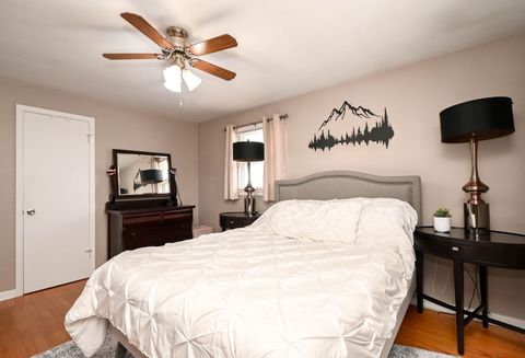 Tiny photo for 3877 Grandview Avenue, Gurnee, IL 60031 (MLS # 12624064)