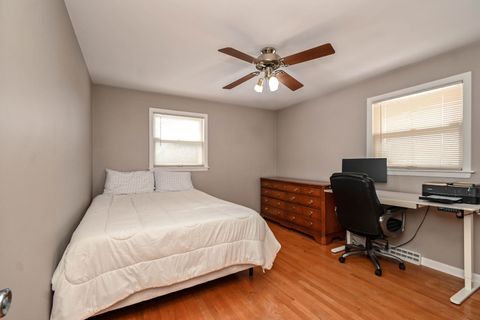 Tiny photo for 3877 Grandview Avenue, Gurnee, IL 60031 (MLS # 12624064)