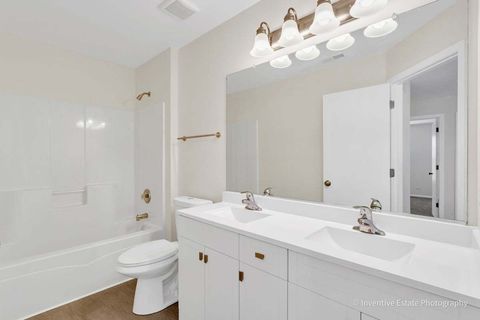 Tiny photo for Romeoville, IL 60446 (MLS # 12567318)