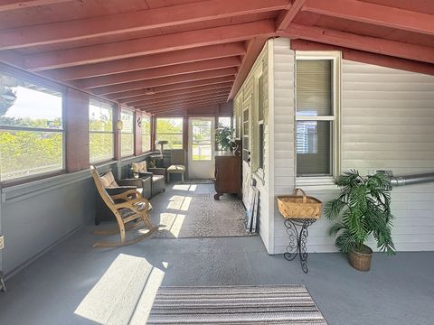 Tiny photo for 527 19th Avenue, Moline, IL 61265 (MLS # 12578564)