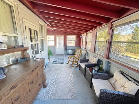 Tiny photo for 527 19th Avenue, Moline, IL 61265 (MLS # 12578564)