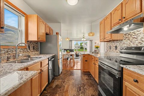 Tiny photo for 708 Erin Drive, Champaign, IL 61822 (MLS # 12626653)