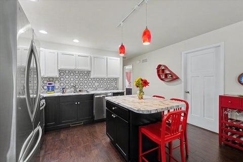 Tiny photo for 908 E Oregon Street, Urbana, IL 61801 (MLS # 12727127)