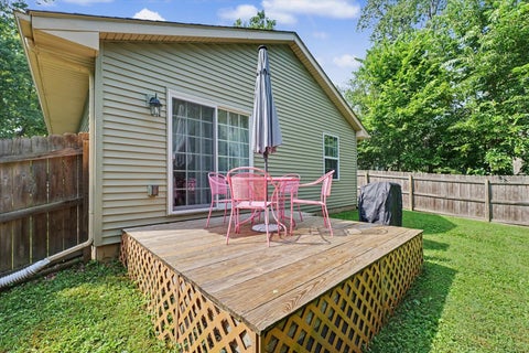 Tiny photo for 908 E Oregon Street, Urbana, IL 61801 (MLS # 12727127)