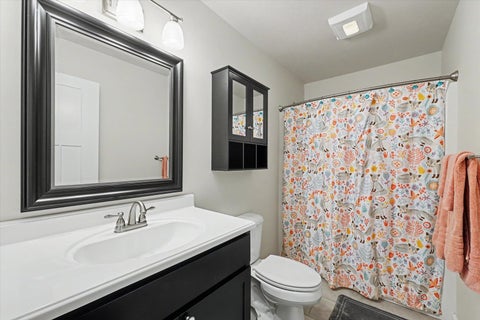 Tiny photo for 908 E Oregon Street, Urbana, IL 61801 (MLS # 12727127)