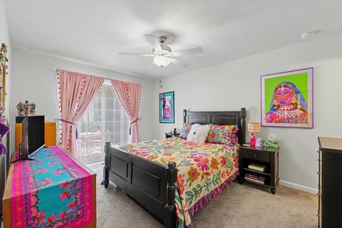 Tiny photo for 908 E Oregon Street, Urbana, IL 61801 (MLS # 12727127)