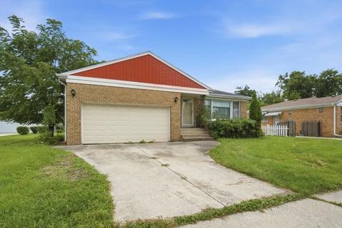 Tiny photo for 1944 Gardner Road, Westchester, IL 60154 (MLS # 12717125)
