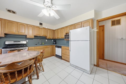Tiny photo for 1944 Gardner Road, Westchester, IL 60154 (MLS # 12717125)