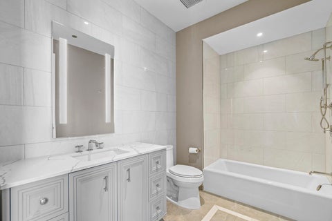 Tiny photo for 435 N Michigan Avenue #2004, Chicago, IL 60611 (MLS # 12725595)