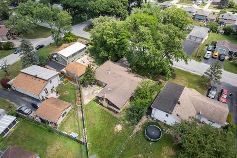 Tiny photo for 16000 Long Avenue, Oak Forest, IL 60452 (MLS # 12508902)