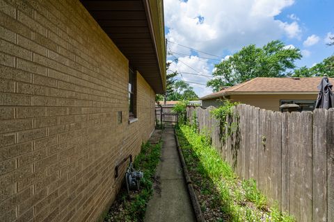 Tiny photo for 16000 Long Avenue, Oak Forest, IL 60452 (MLS # 12508902)