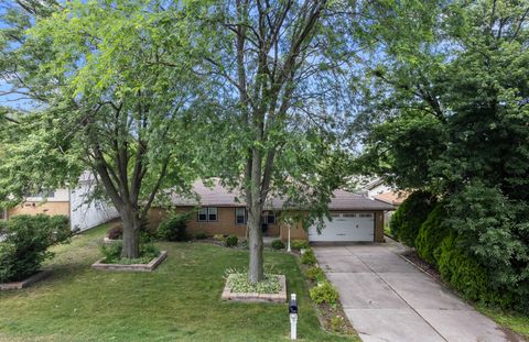 Tiny photo for 16000 Long Avenue, Oak Forest, IL 60452 (MLS # 12508902)