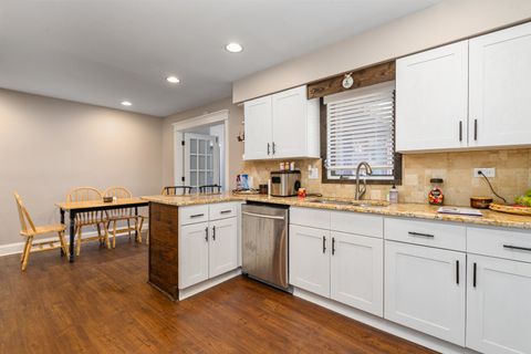 Tiny photo for 16000 Long Avenue, Oak Forest, IL 60452 (MLS # 12508902)