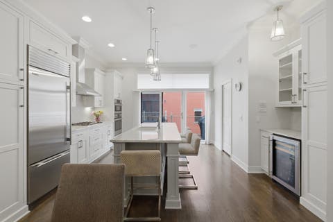 Tiny photo for 449 N Clinton Street, Chicago, IL 60654 (MLS # 12614263)