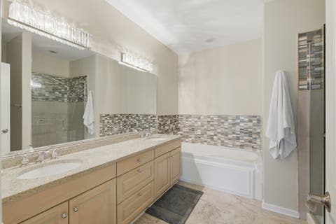 Tiny photo for 449 N Clinton Street, Chicago, IL 60654 (MLS # 12614263)