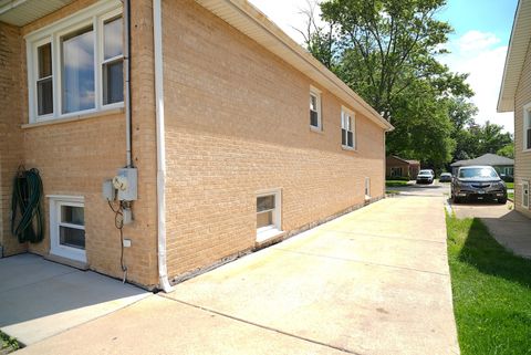 Tiny photo for 1428 1/2 N ASHBEL Avenue, Berkeley, IL 60163 (MLS # 12541997)