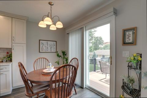 Tiny photo for 518 S 43rd Street, Quincy, IL 62305 (MLS # 100539031)