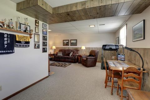 Tiny photo for 518 S 43rd Street, Quincy, IL 62305 (MLS # 100539031)