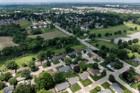 Tiny photo for 518 S 43rd Street, Quincy, IL 62305 (MLS # 100539031)