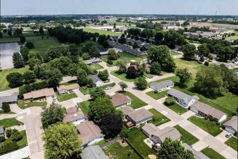 Tiny photo for 518 S 43rd Street, Quincy, IL 62305 (MLS # 100539031)