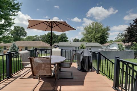 Tiny photo for 518 S 43rd Street, Quincy, IL 62305 (MLS # 100539031)