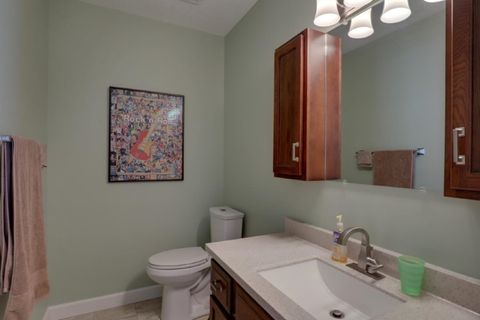 Tiny photo for 518 S 43rd Street, Quincy, IL 62305 (MLS # 100539031)