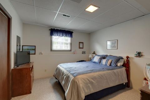 Tiny photo for 518 S 43rd Street, Quincy, IL 62305 (MLS # 100539031)